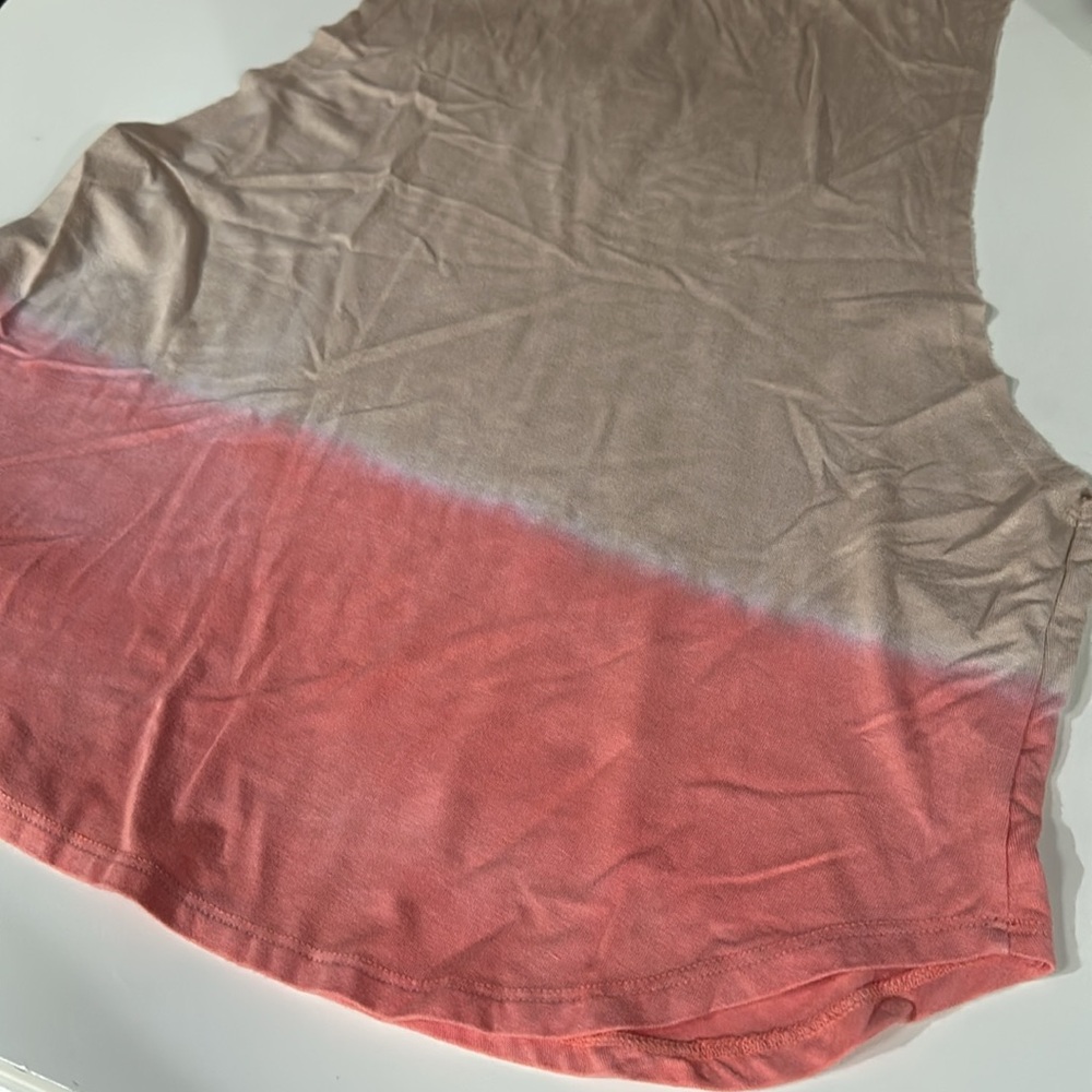 Jala Muscle Tank Top - Picture 3 of 9